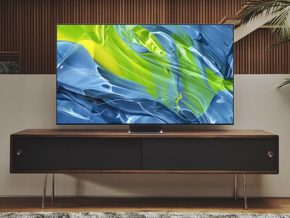 Be careful when cleaning your brand new Samsung 4K TV