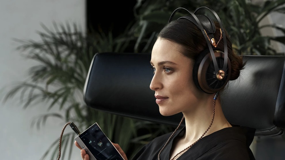 Meze Audio Unveils 109 Pro, Its First Open Dynamic Headphones