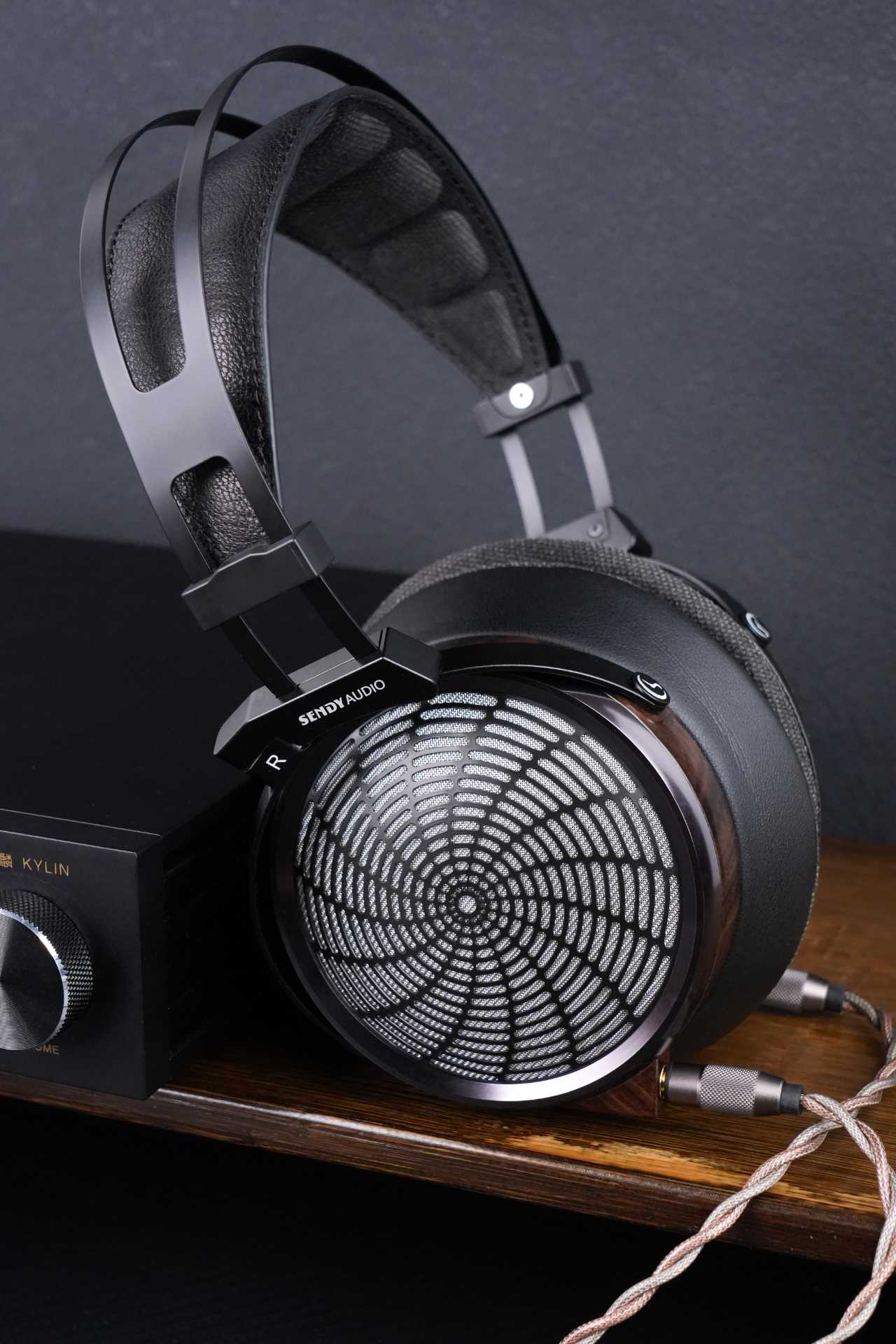 The included balanced cable and premium materials underline Sendy Audio's focus on both performance and craftsmanship.